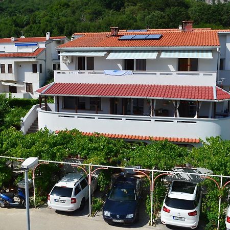 Apartments Sersic Baska I Ngoại thất bức ảnh