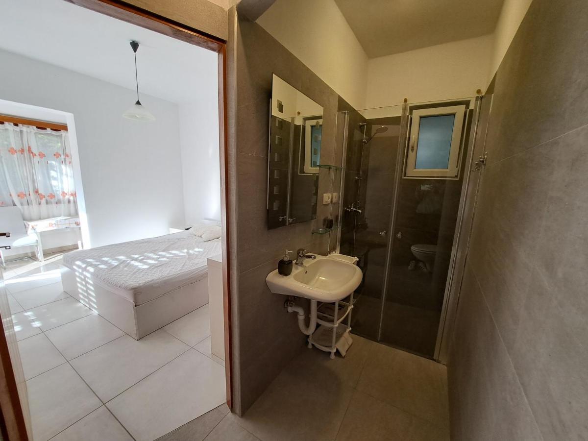 Apartments Sersic Baska I Ngoại thất bức ảnh