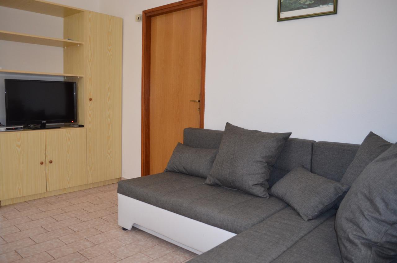 Apartments Sersic Baska I Ngoại thất bức ảnh