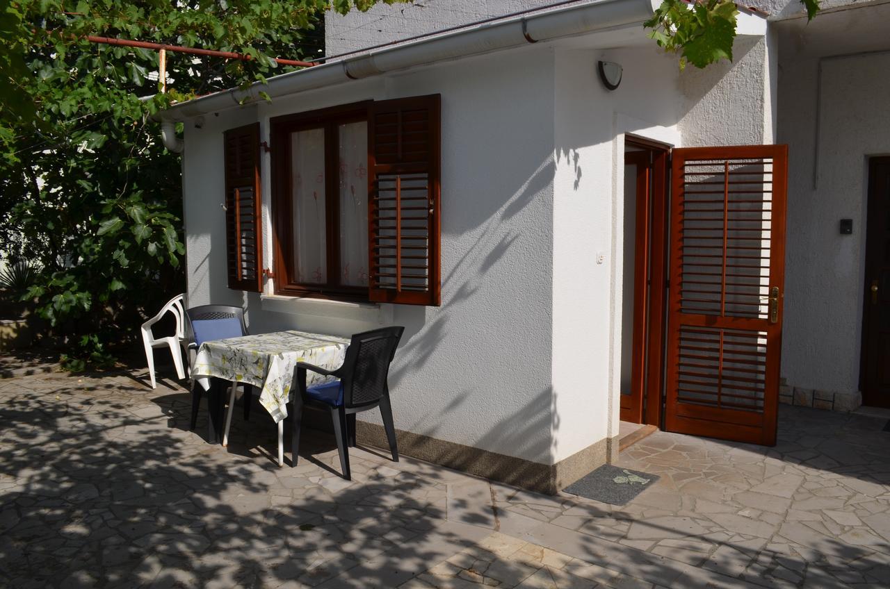 Apartments Sersic Baska I Ngoại thất bức ảnh