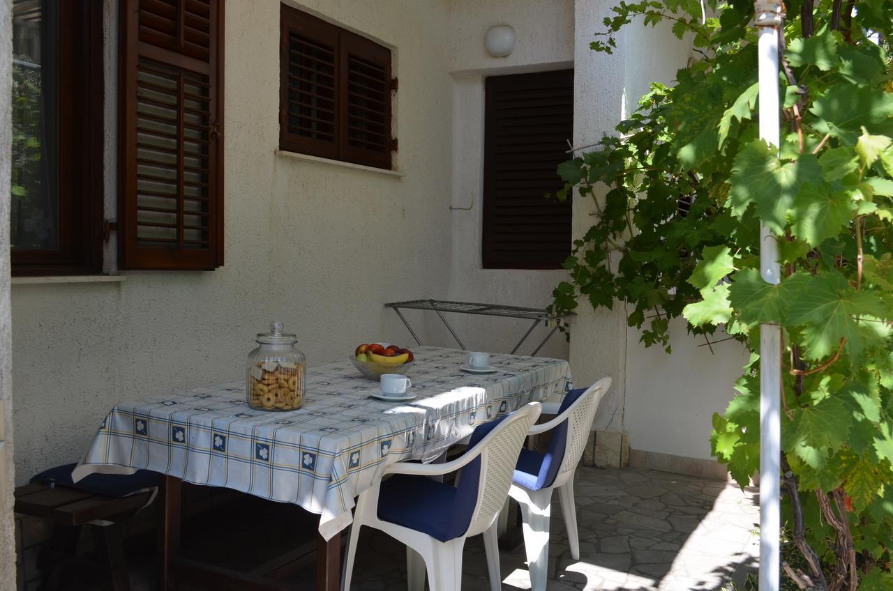 Apartments Sersic Baska I Ngoại thất bức ảnh