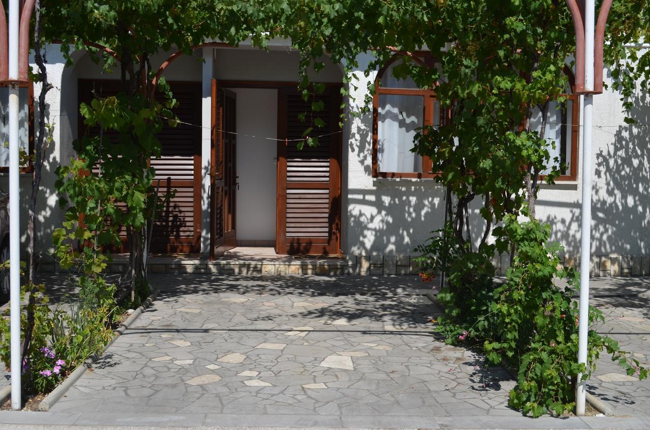 Apartments Sersic Baska I Ngoại thất bức ảnh