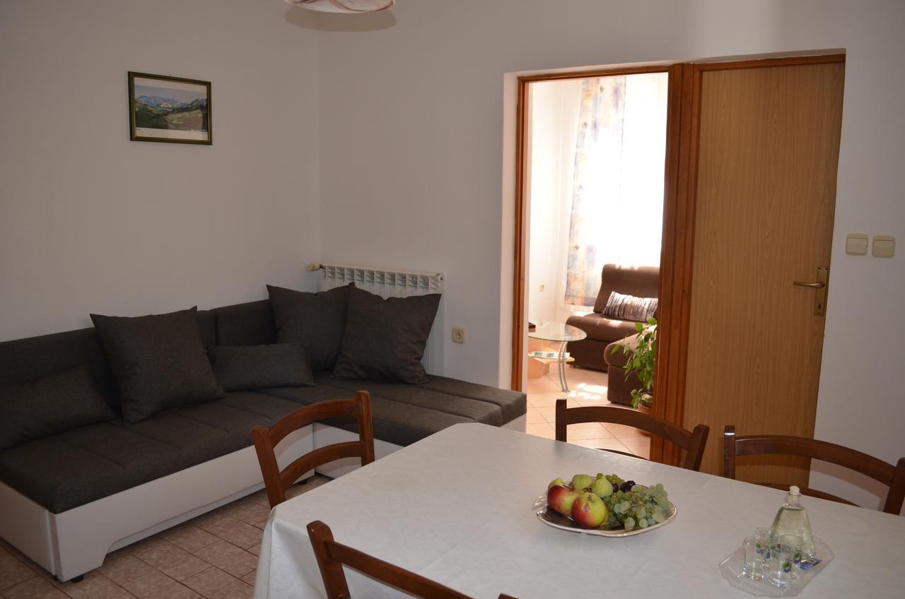 Apartments Sersic Baska I Ngoại thất bức ảnh